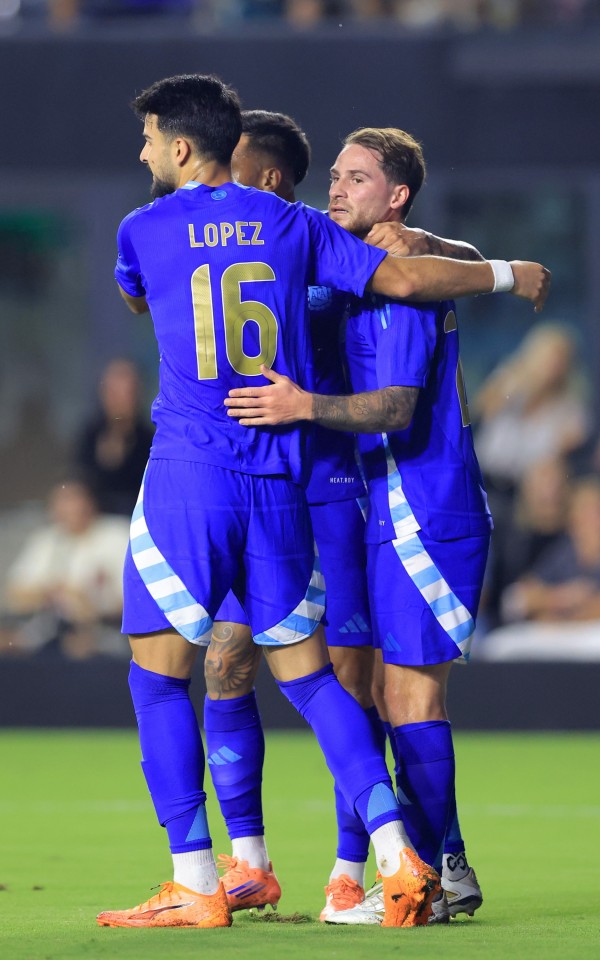 La Selección goleó a Puerto Rico con Messi en cancha y en un duelo que sirvió para probar variantes